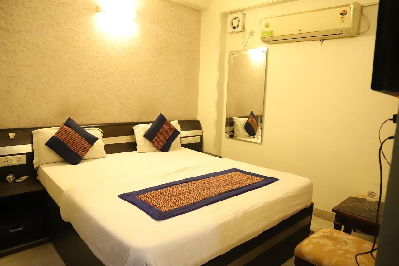 Airport Hotel Aerocity Inn New Delhi Exterior photo
