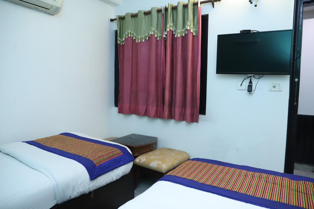 Airport Hotel Aerocity Inn New Delhi Exterior photo