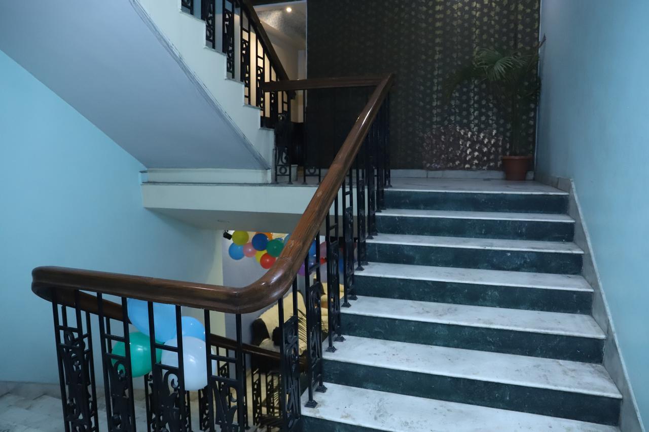 Airport Hotel Aerocity Inn New Delhi Exterior photo