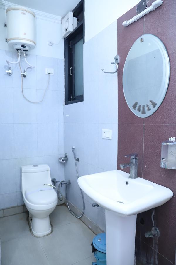 Airport Hotel Aerocity Inn New Delhi Exterior photo