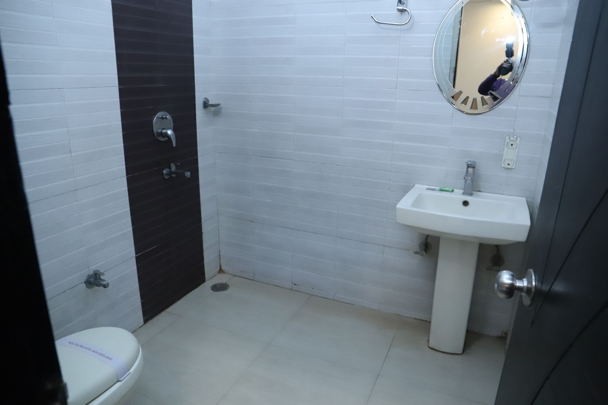 Airport Hotel Aerocity Inn New Delhi Exterior photo