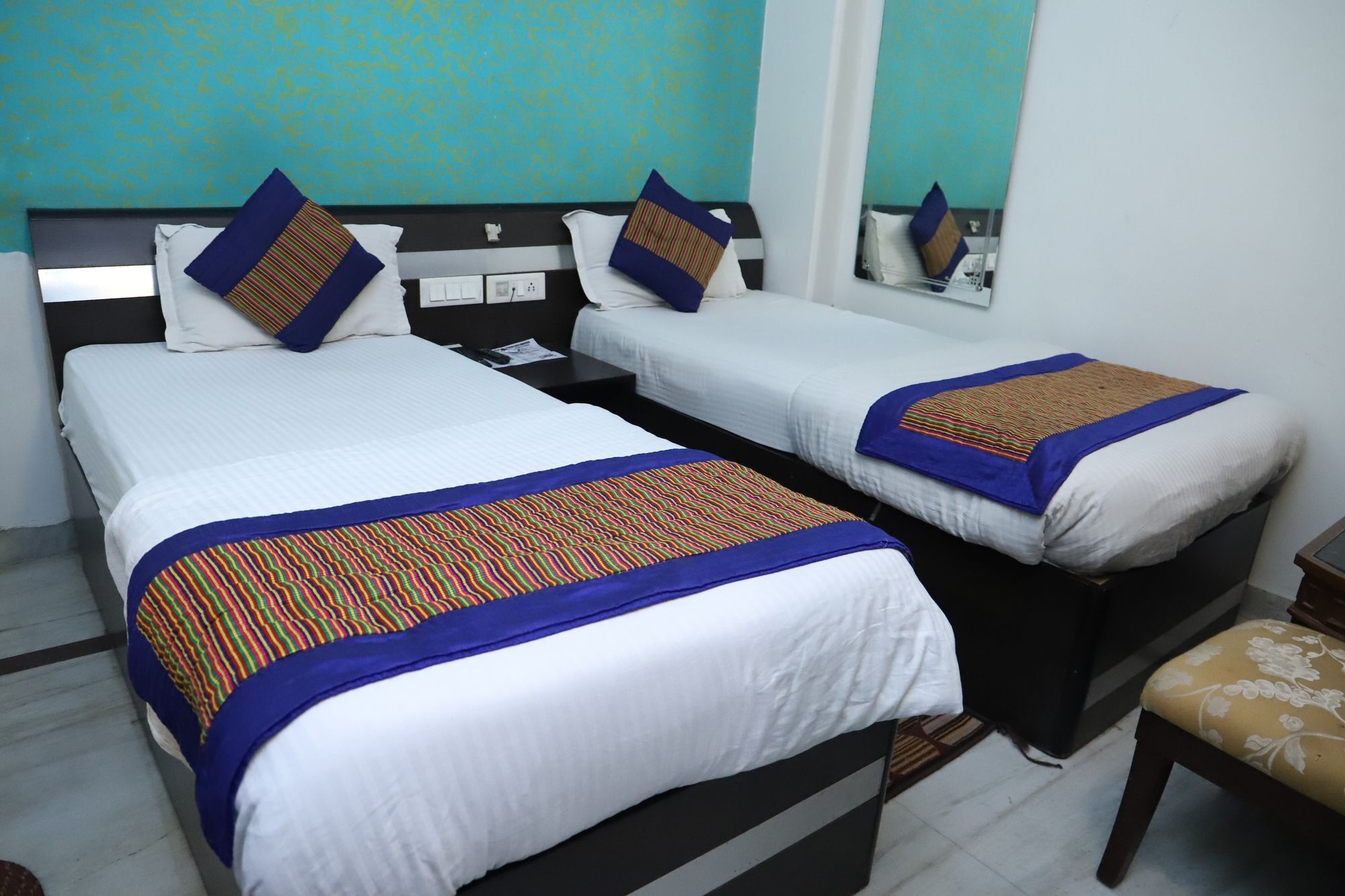 Airport Hotel Aerocity Inn New Delhi Exterior photo